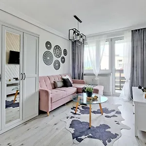 apartament-zakopianka.zakopanehotels.org/