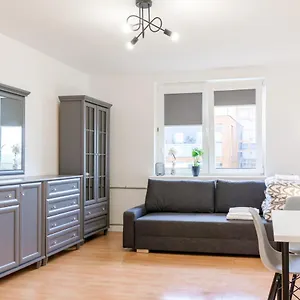 apartament-puawska-105.warsawhotelspoland.com/