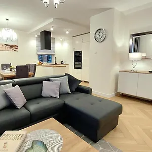  Apartament Golden By Triapart